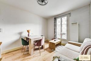 Picture of listing #331085662. Appartment for sale in Paris