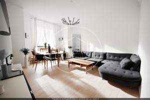 Picture of listing #331093183. Appartment for sale in Marseille