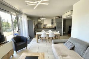 Picture of listing #331095206. Appartment for sale in Vence