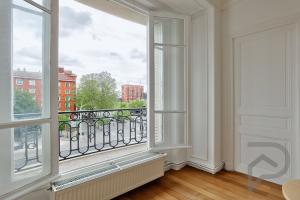 Picture of listing #331103024. Appartment for sale in Paris