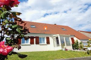 Picture of listing #331103976. House for sale in Cloyes-sur-le-Loir