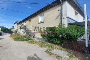 Picture of listing #331104467. Building for sale in Montfavet