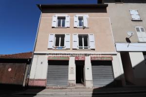 Picture of listing #331108479. Building for sale in Saint-Étienne-de-Saint-Geoirs