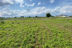 Picture of listing #331109241. Land for sale in Boeil-Bezing
