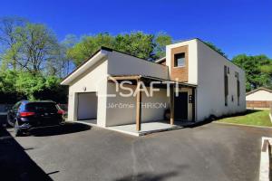 Picture of listing #331110427. House for sale in Saint-André-de-Cubzac