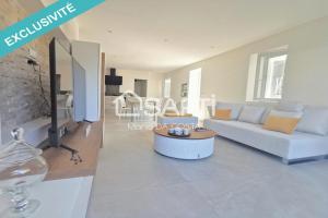 Picture of listing #331111123. Appartment for sale in Lons