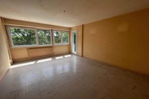 Thumbnail of property #331112550. Click for details