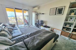 Picture of listing #331122940. Appartment for sale in Antibes