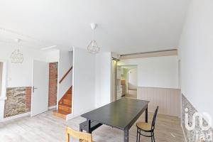 Picture of listing #331123655. House for sale in Saint-Julien-de-Concelles