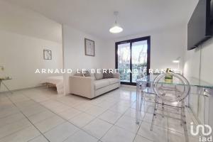 Picture of listing #331123875. Appartment for sale in Six-Fours-les-Plages