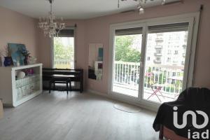 Picture of listing #331124178. Appartment for sale in Paris