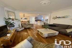 Picture of listing #331126022. Appartment for sale in Paris