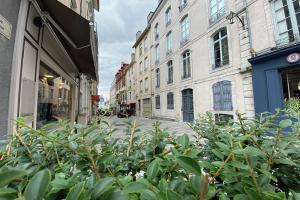 Picture of listing #331129275. Appartment for sale in Pau