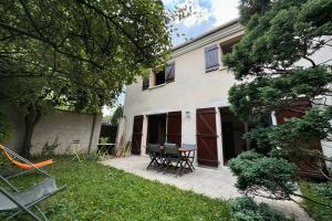 Picture of listing #331129840. House for sale in Bagnolet