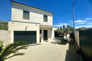 Picture of listing #331136924. House for sale in Istres