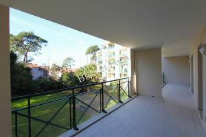 Picture of listing #331138053. Appartment for sale in Biarritz