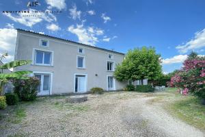 Photo de l'annonce nº 331146693. Appartement à vendre sur Gensac-la-Pallue