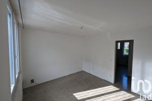 Thumbnail of property #331158366. Click for details
