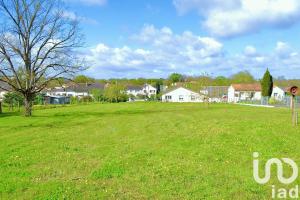 Picture of listing #331159052. Land for sale in Montmorillon