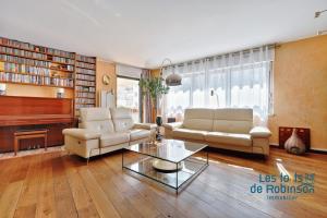 Picture of listing #331160296. Appartment for sale in Paris