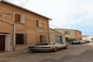 Picture of listing #331185536. Building for sale in Bages