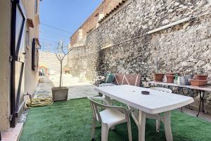 Picture of listing #331185825. Appartment for sale in Marseille