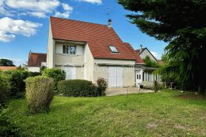 Picture of listing #331185904. House for sale in La Chapelle-en-Serval