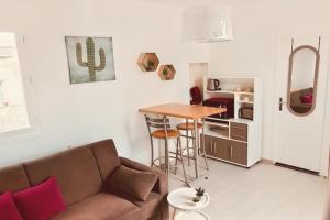 Picture of listing #331194308. Appartment for sale in Saintes