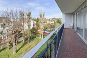 Picture of listing #331198558. Appartment for sale in Chatou