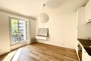 Picture of listing #331207592. Appartment for sale in Paris